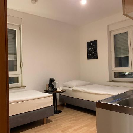 City Studio Am Hauptbahnhof Apartment Хайлброн Екстериор снимка