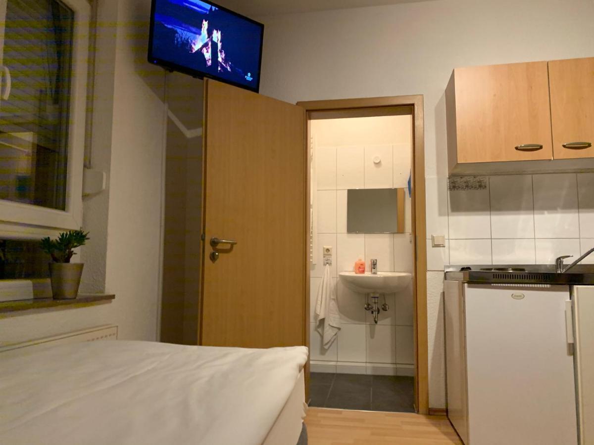City Studio Am Hauptbahnhof Apartment Хайлброн Екстериор снимка